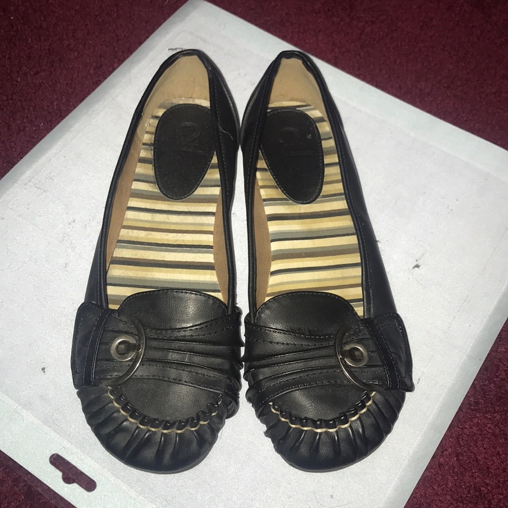 Black flats